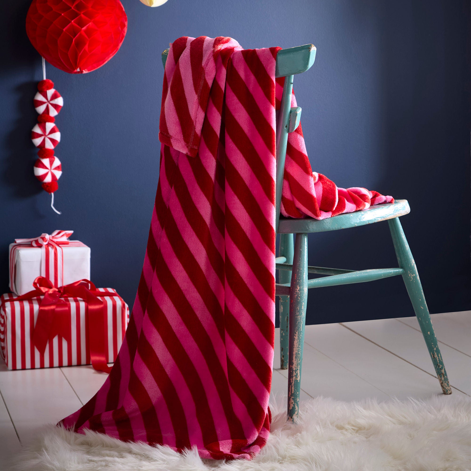Candy Stripe Christmas Throw in Pink 120 x 150cm - Throw - Fusion