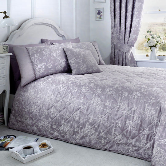 Jasmine Bedspread in Lavender 240 x 220cm