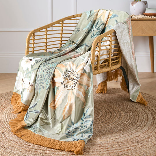 Sagara Throw in Green 130 x 180cm