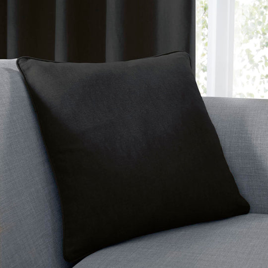 Sorbonne Cushion in Black 43 x 43cm
