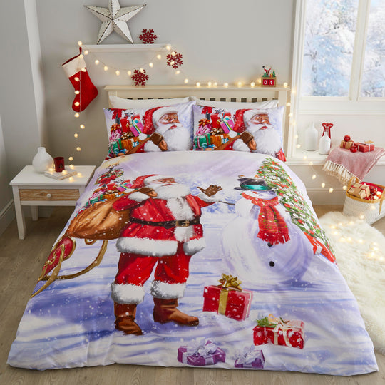 Santa & Snowy Christmas Duvet Cover Set in Multicolour