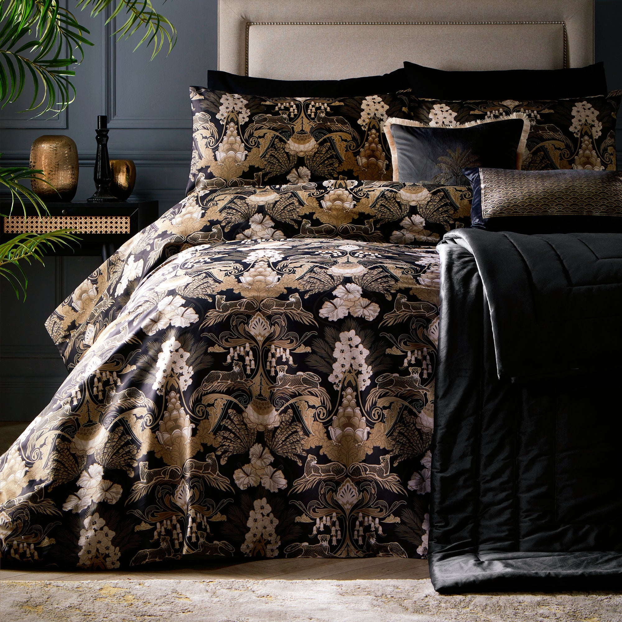 Suburban Jungle Duvet Cover Set by Laurence Llewelyn-Bowen in Black/Gold - Duvet Cover Set - Laurence Llewelyn-Bowen