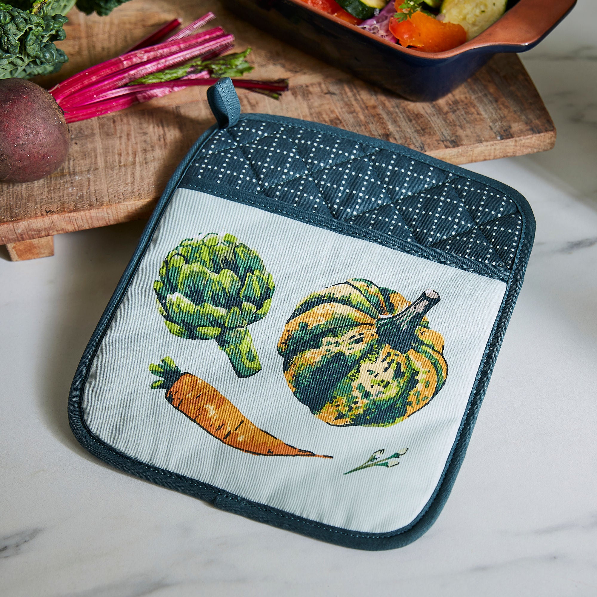 Ulster Weavers Vegetable Medley Pot Mitt One Size in Multi - Pot Mitt - Ulster Weavers