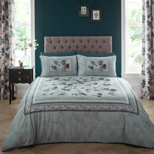 Windsford Duvet Cover Set in Teal