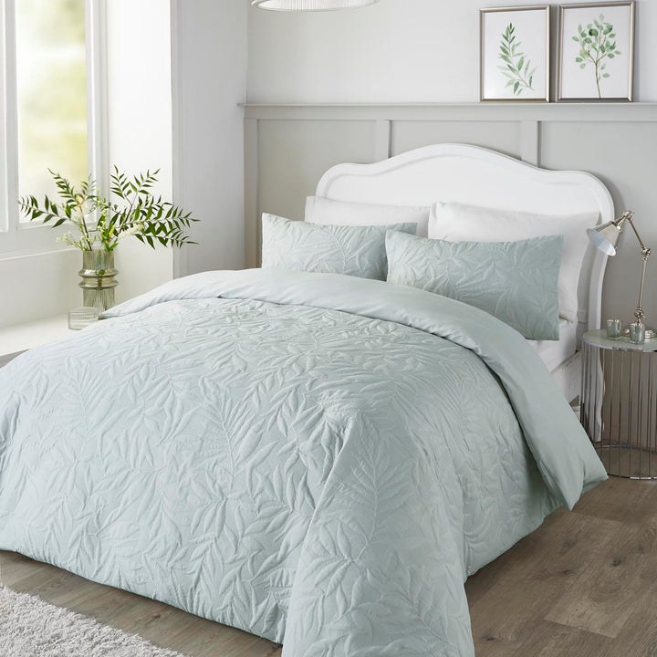 Luana Duvet Cover Set by Serene in Green - Duvet Cover Set - Serene